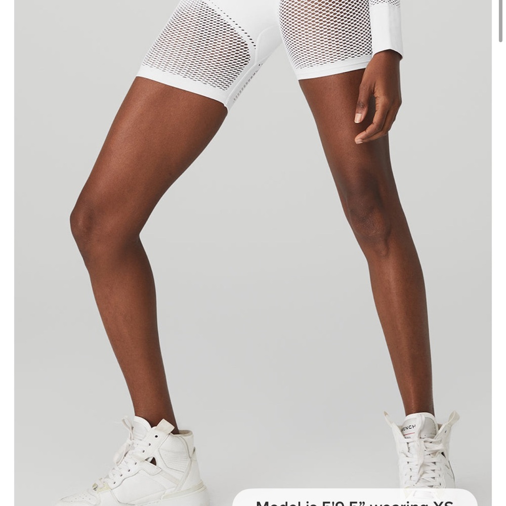 Alo Mesh Shorts NWOT